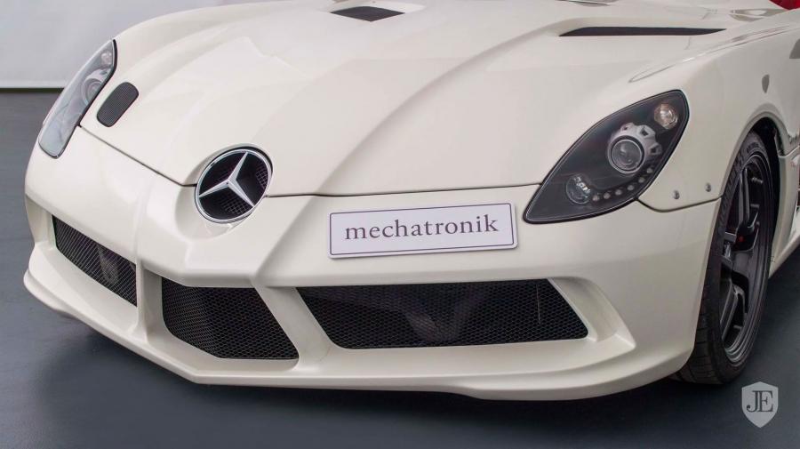 Детали экстерьера Mercedes-Benz SLR McLaren Stirling Moss 2009 года  (фото 8 из 75)